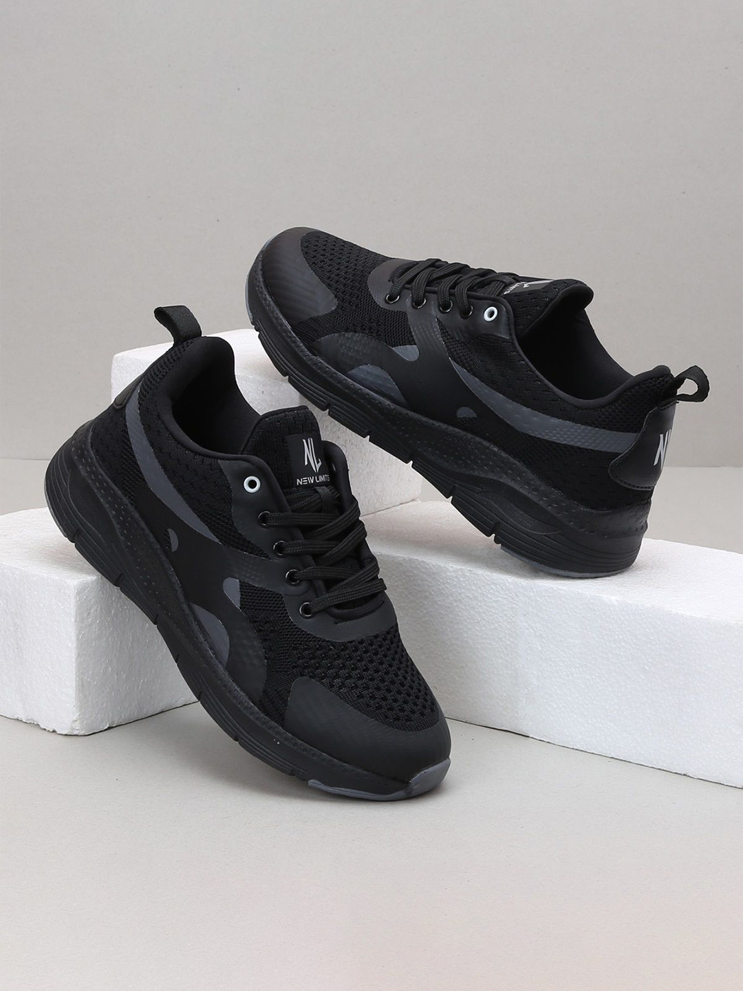 NEW LIMITS Men Lace-Ups Running Non-Marking Shoes