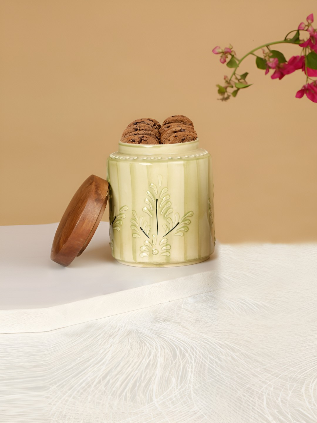 Modefe Cream Floral Ceramic Microwave Safe Clip-On Canister-450ml