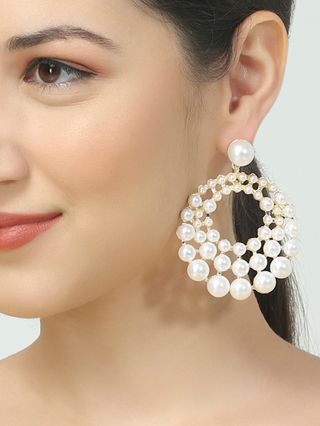 DressBerry Gold-Toned & White Pearl-Beaded Circular Drop Earrings