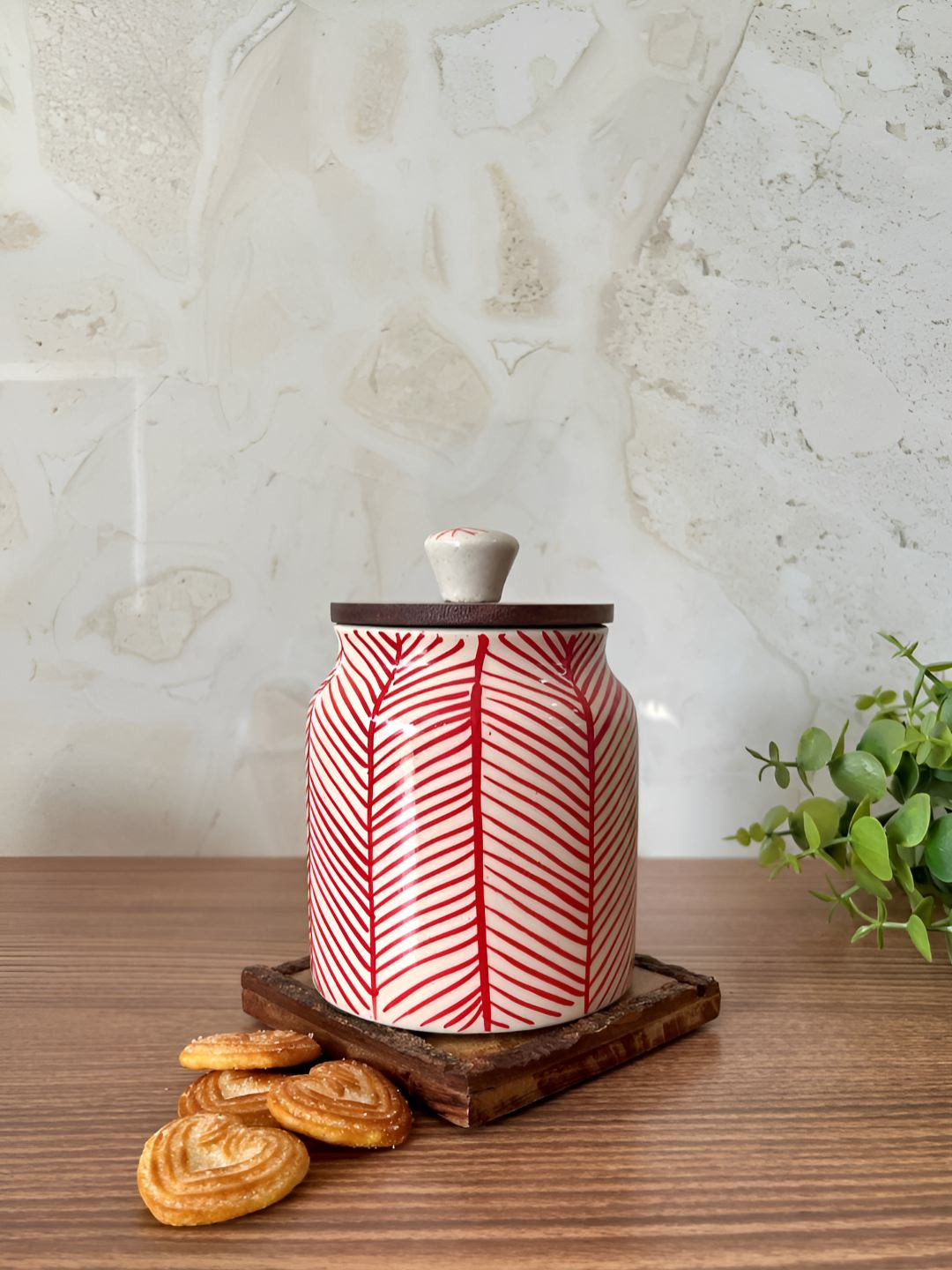 Modefe Red Leaf Ceramic Microwave Safe Flip Top Canister-450ml