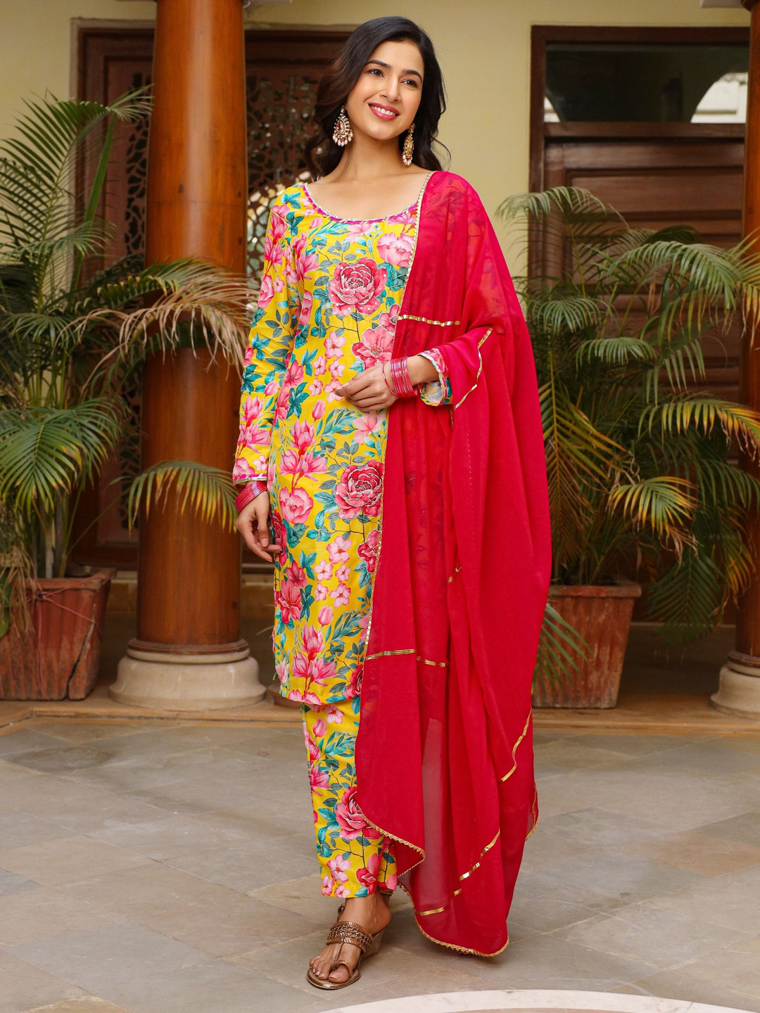 ASHEERA Women Floral Printed Regular Aari Work Pure Cotton Kurta with Trousers & With Dupatta