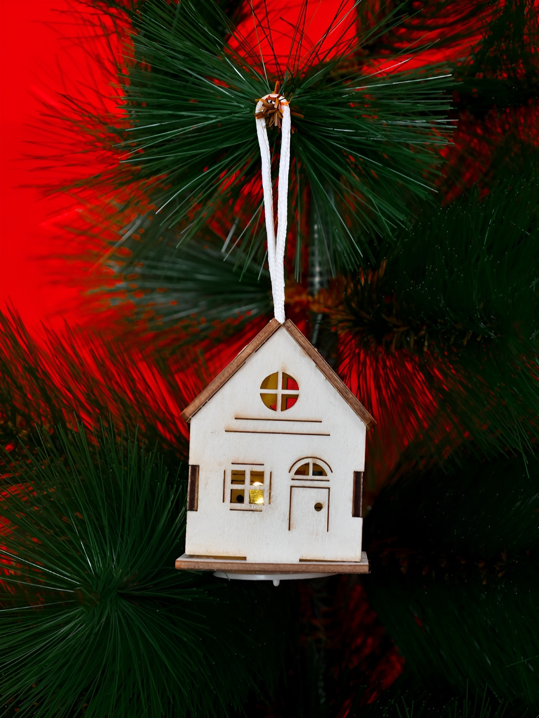 TAYHAA White & Red Plastic Christmas Decor