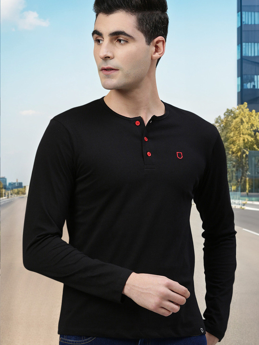 Urbano Fashion Men Black Solid Henley Neck Pure Cotton Slim Fit T-shirt