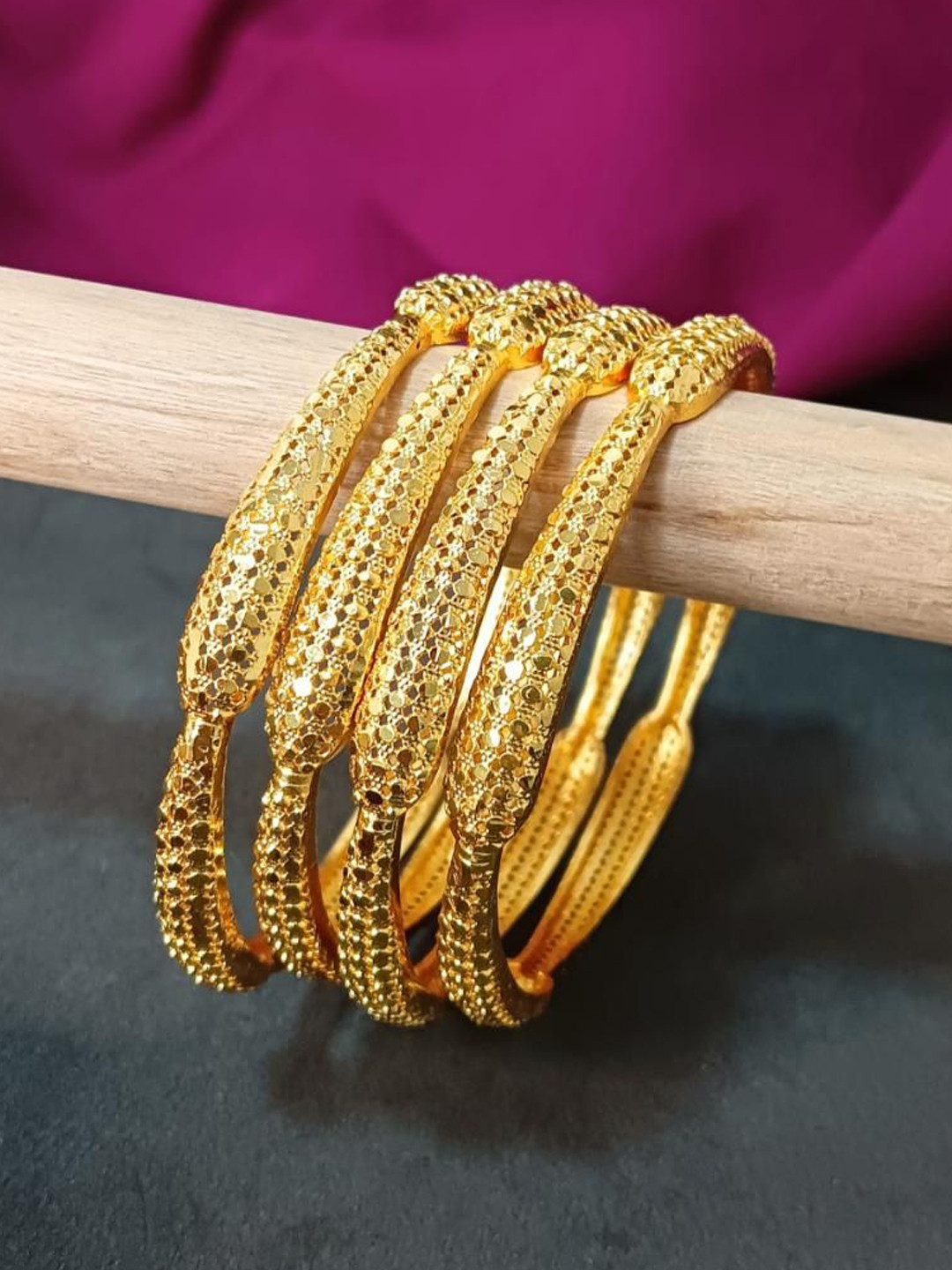 Efulgenz Set Of 4 Gold-Plated Engraved Bangles