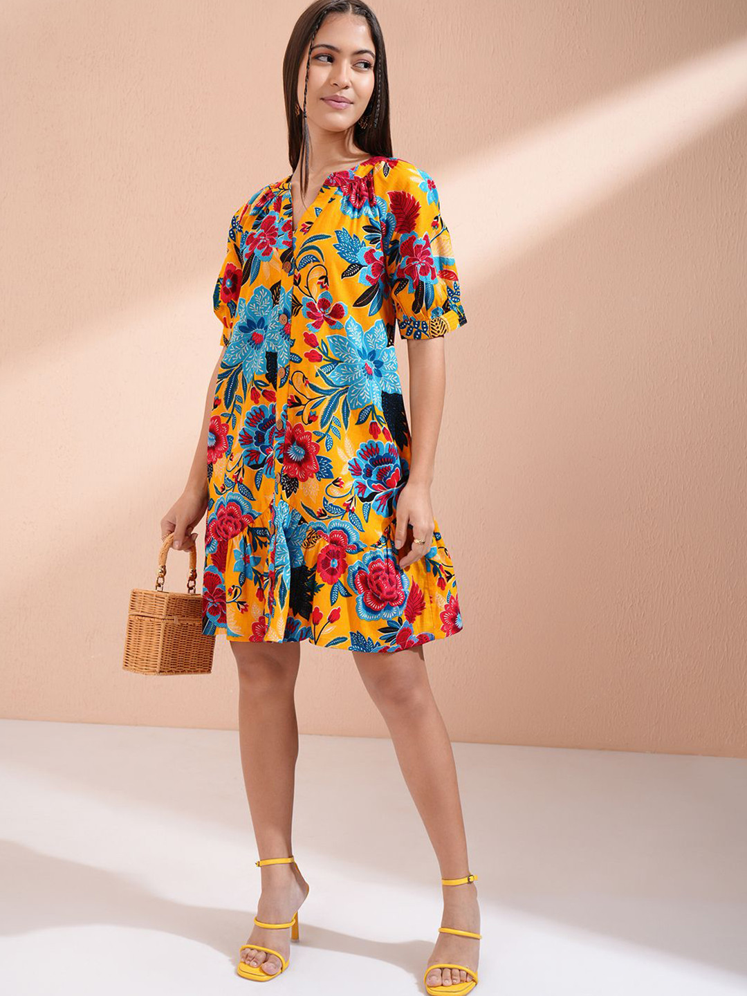 Vishudh Women Floral Print V-Neck Puff Sleeve A-Line Dress