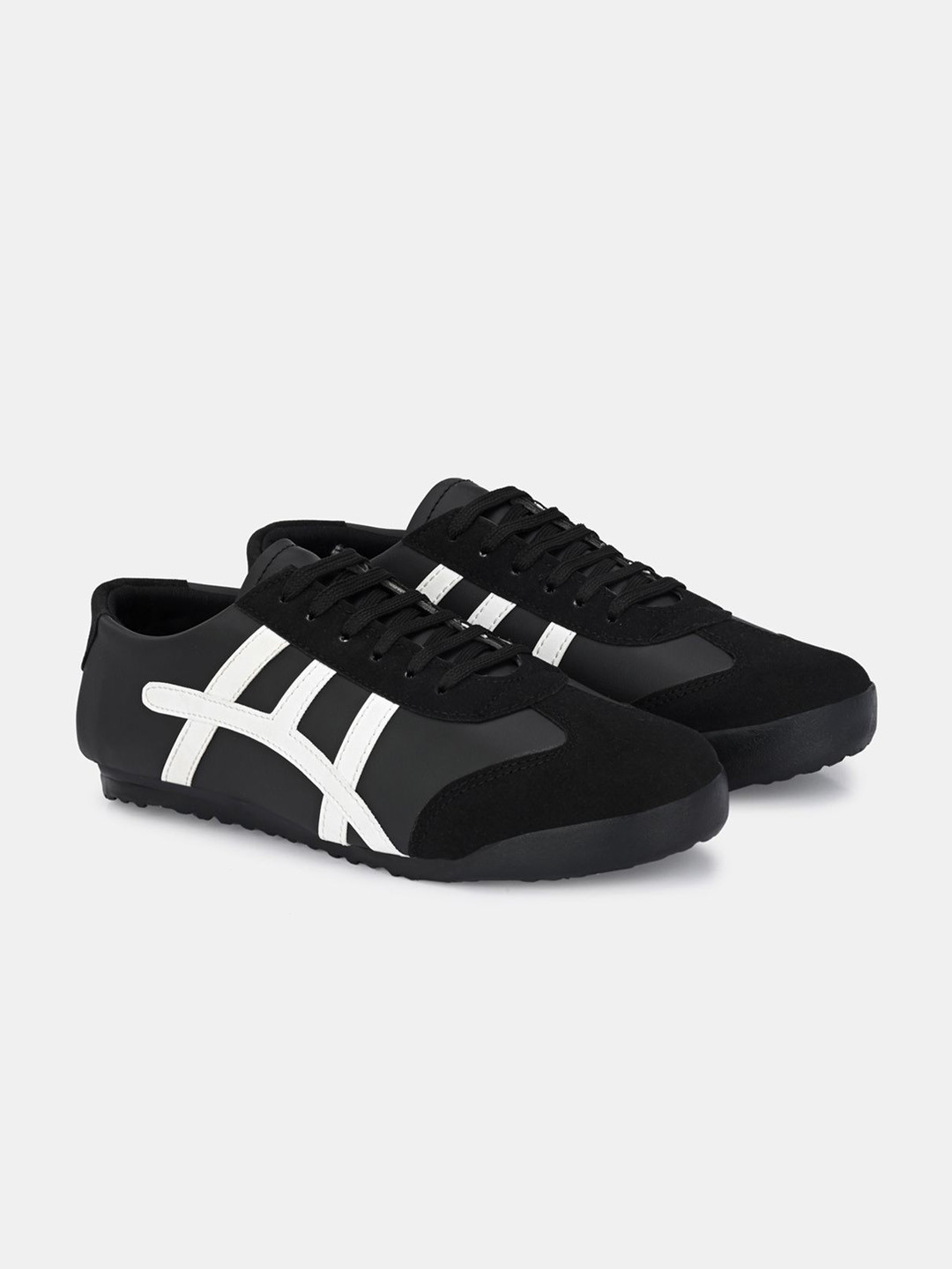LeatherKraft Men Lightweight Sneakers