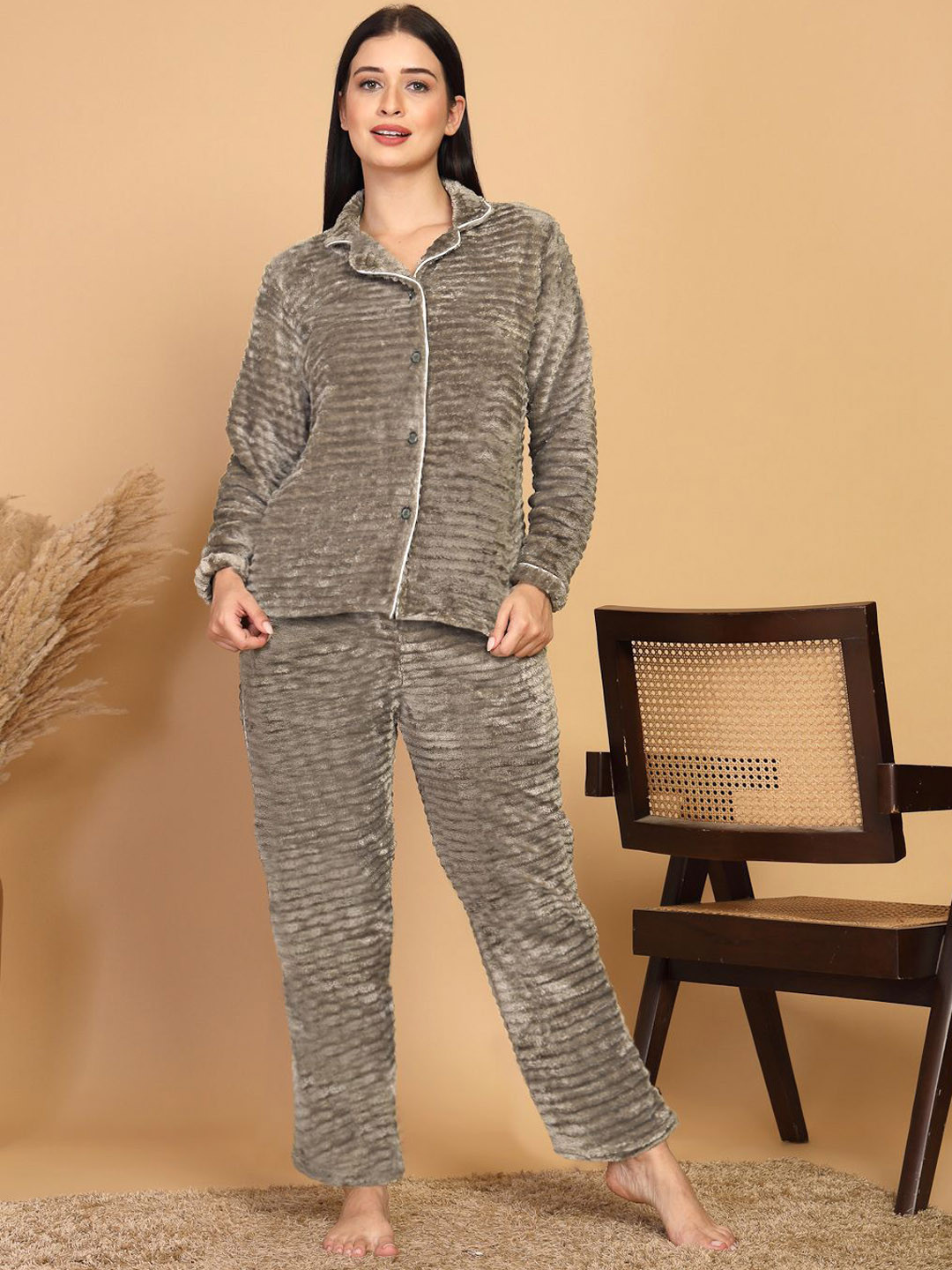 FABINALIV Striped Lapel Collar Winter Night Suit with Button Closure