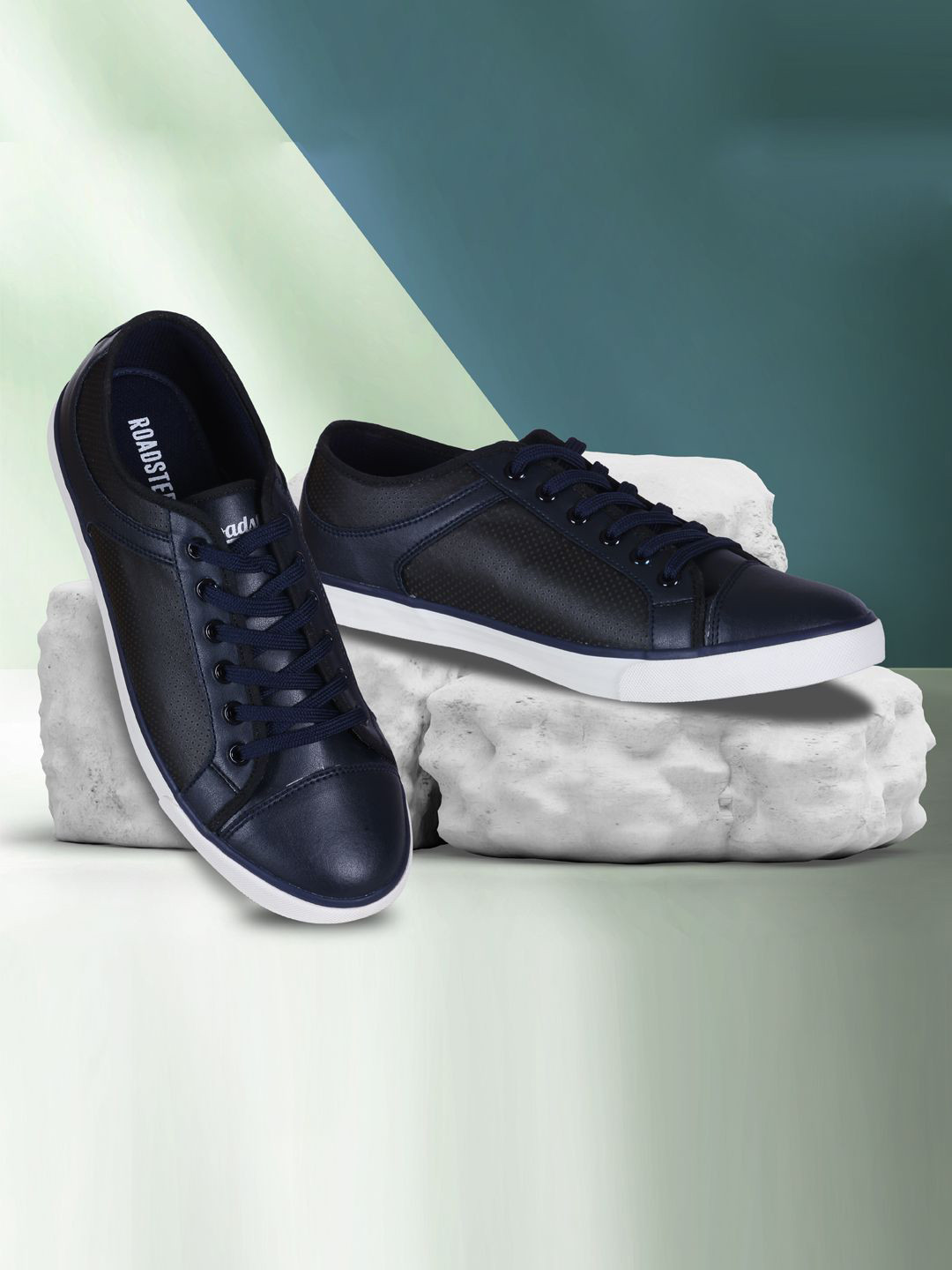 The Roadster Lifestyle Co Men Casual Shoe Lace Up