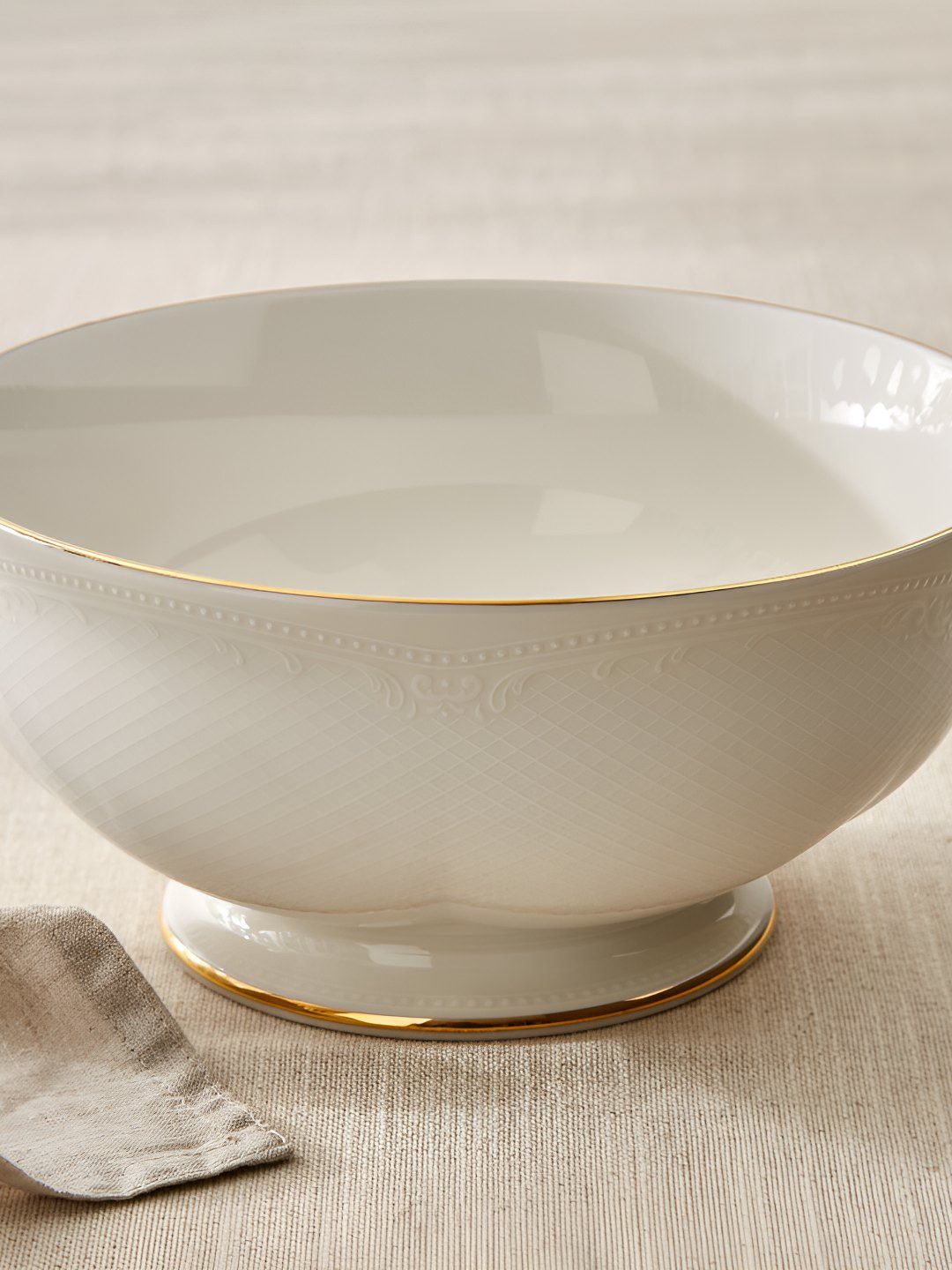Home Centre White 2020 1 Pieces Porcelain Dishwasher and Microwave Safe Serving Bowl