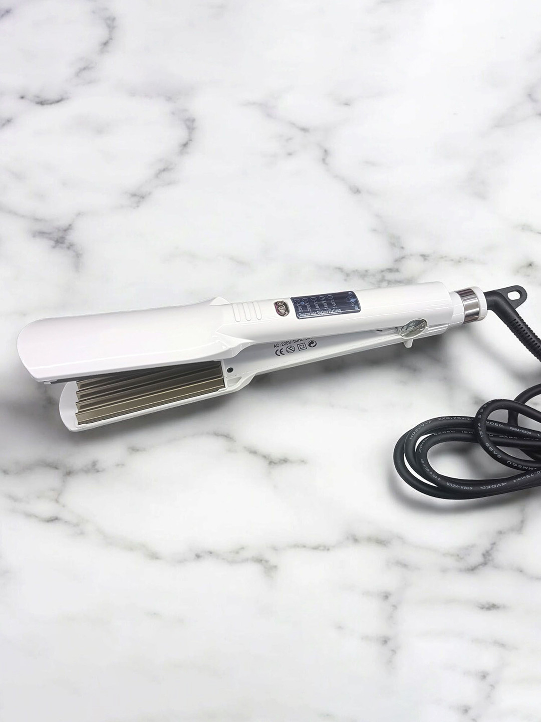 vng Elite Hair Crimper With Tourmaline Ceramic For Reduced Frizz & Enhanced Shine