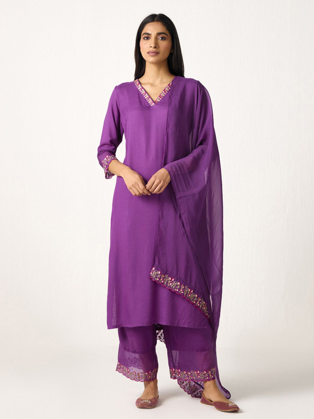 Ancestry Organza Dupatta with Thread Work