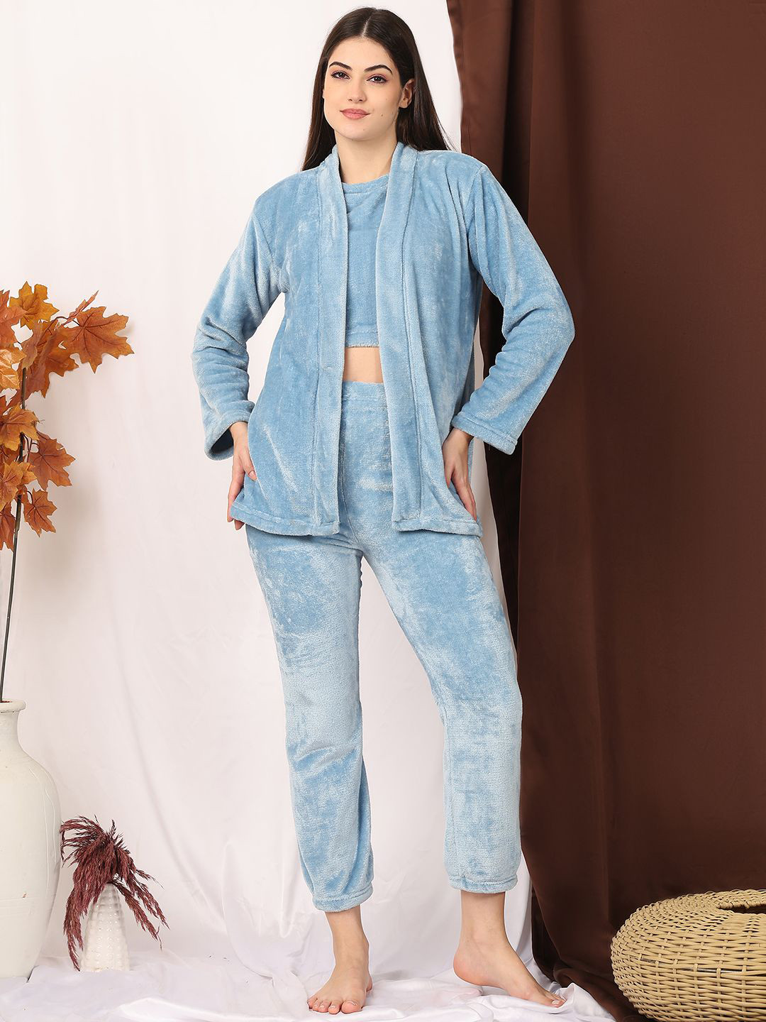NEUDIS Women Crop Top & Shrug With Pyjamas Woolen Fur Night Suits