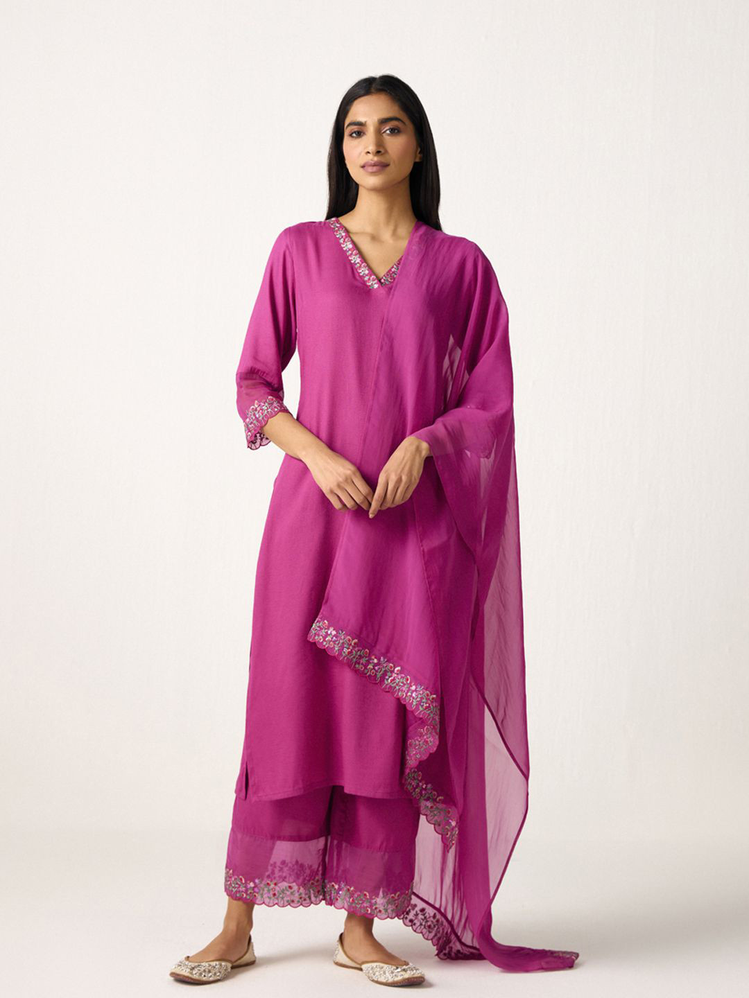 Ancestry Organza Dupatta with Thread Work