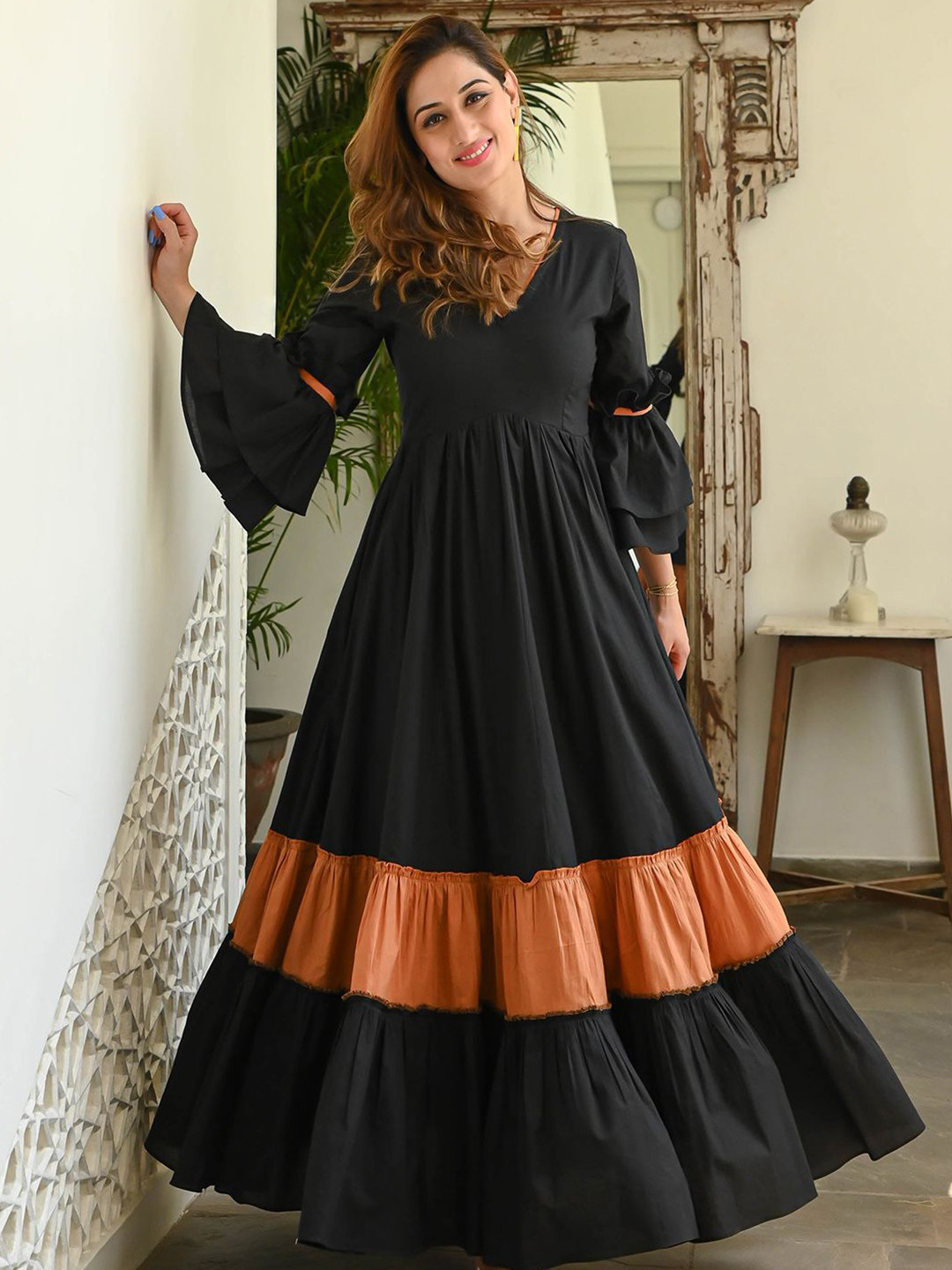 DressBerry Bell Sleeve Maxi Dress