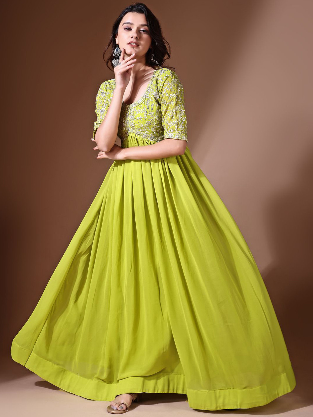 Fashionuma Women Embroidered Georgette Kurta