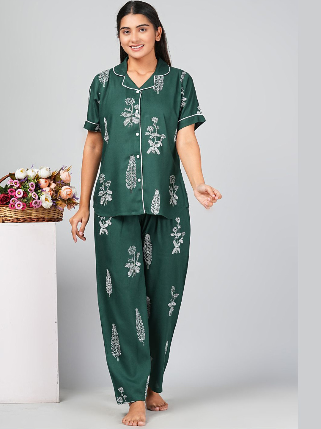 Serenita Women Printed Night Suit