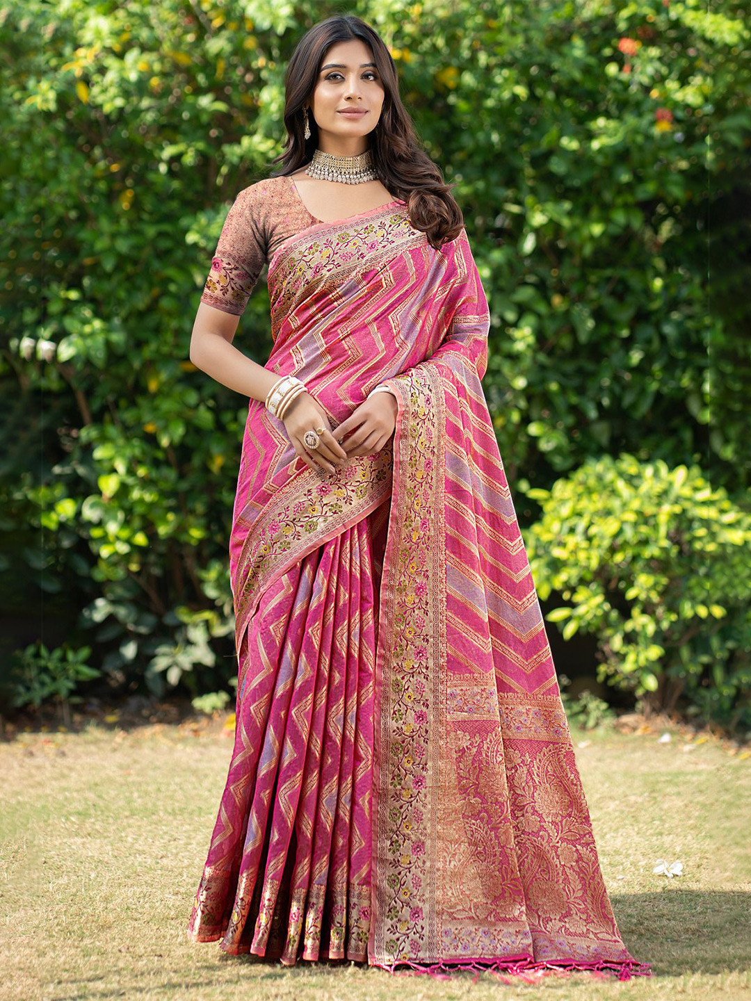 ISHIKA FAB Woven Design Zari Organza Banarasi Saree