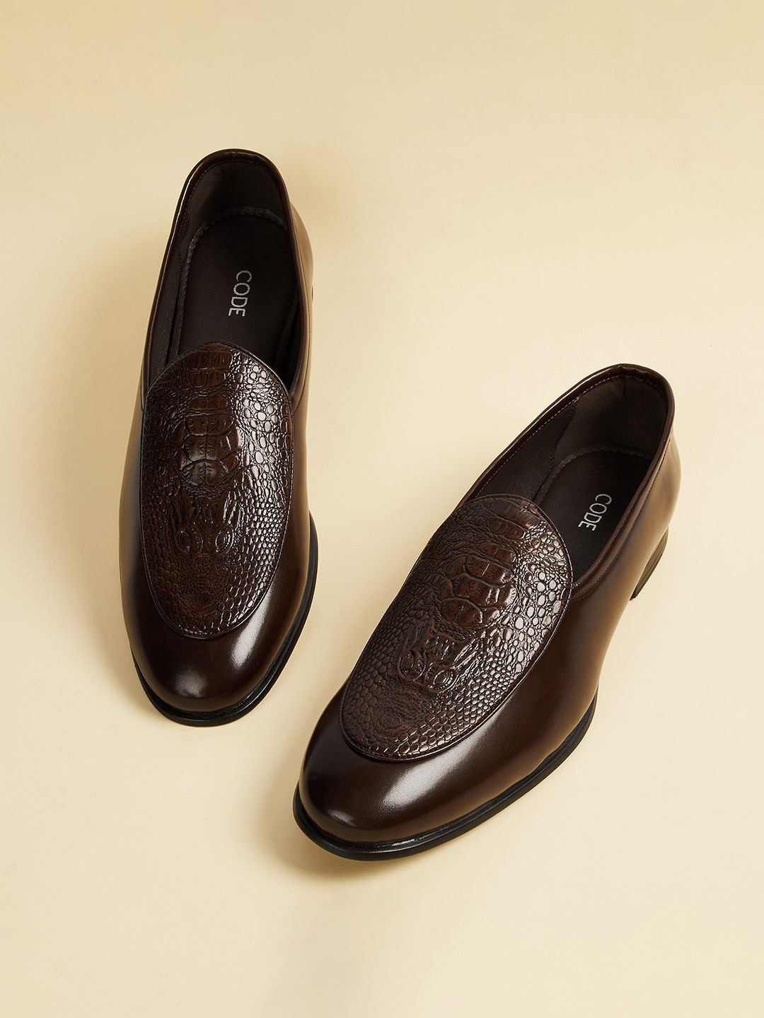 CODE by Lifestyle Men Textured Formal Loafers