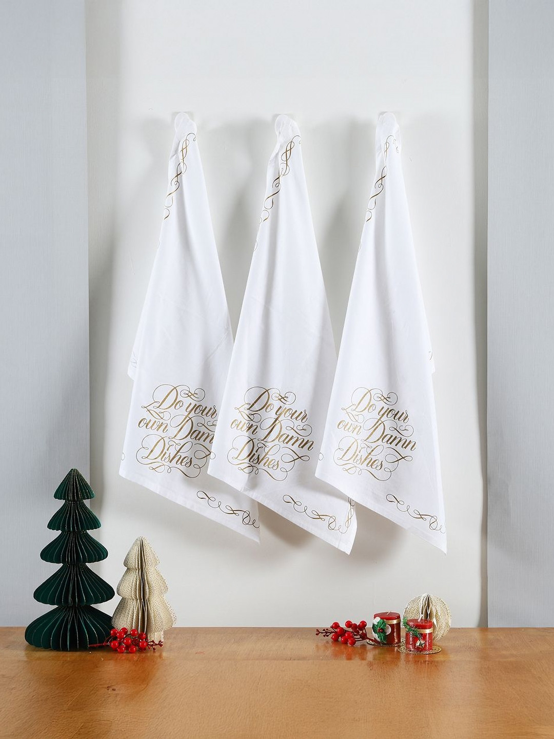 Ratan Cart 3Pcs White & Brown Printed Cotton Kitchen Towels