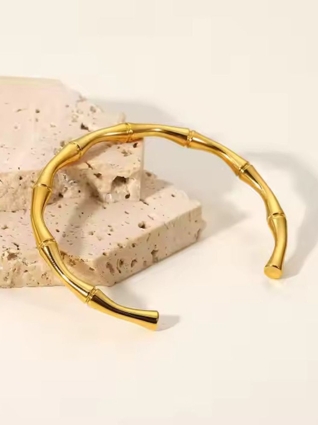 Fashion Frill Women Gold-Plated Cuff Bracelet