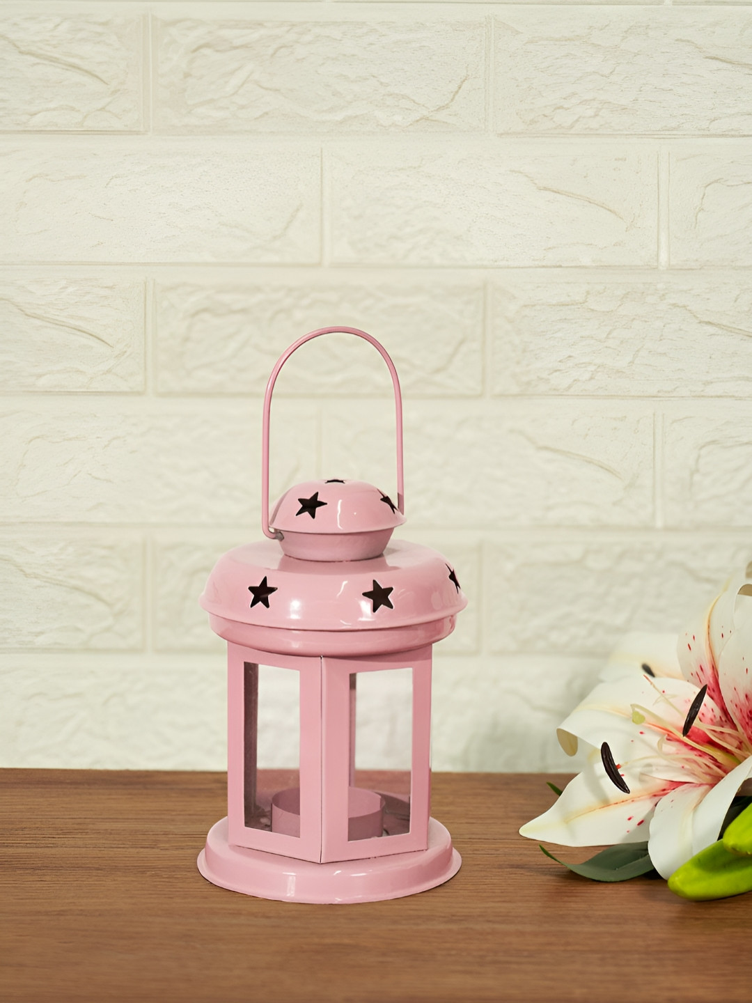 Living scapes by Pantaloons Pink Candle Holder