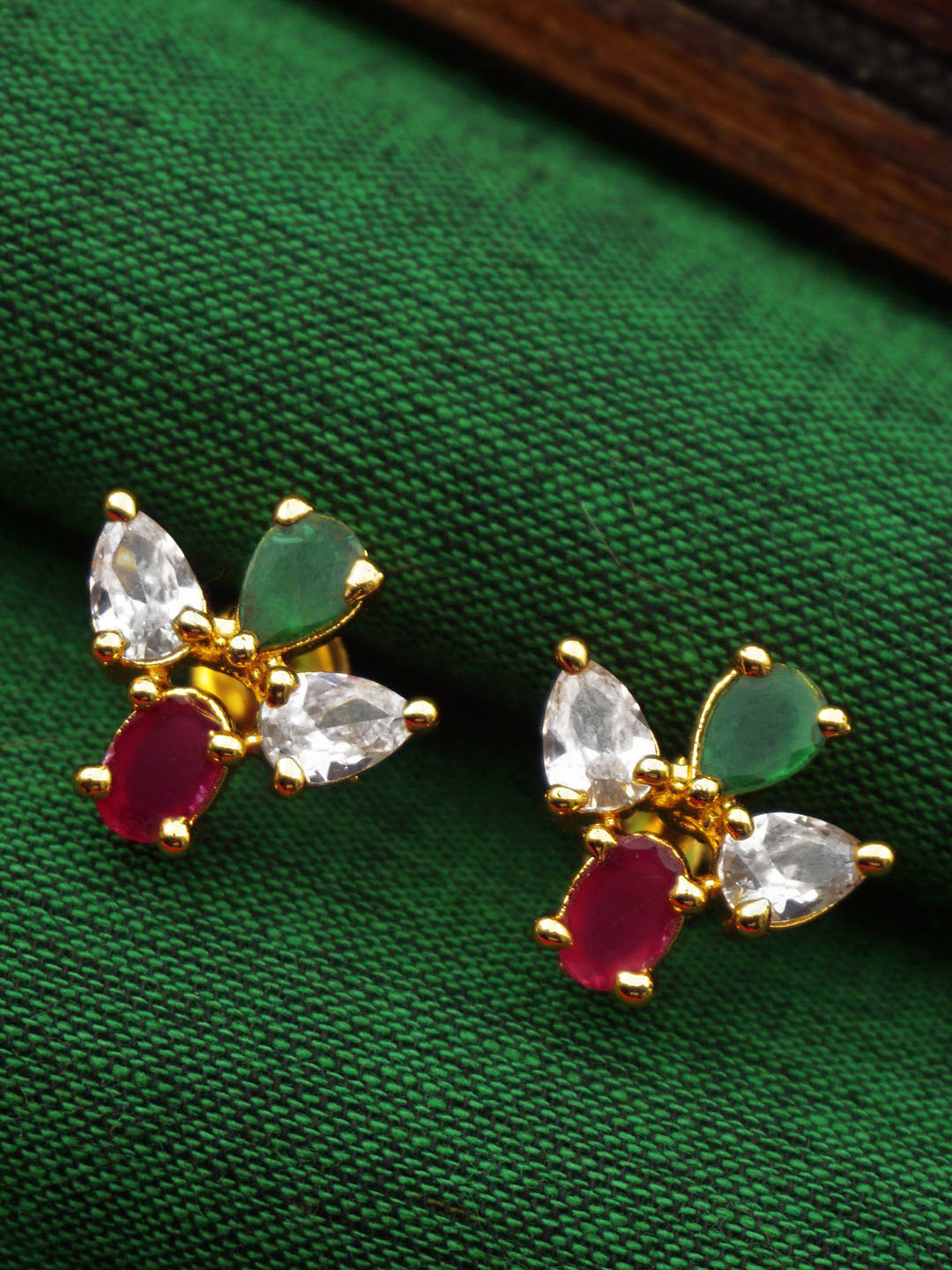 PINAAKA DARINI Contemporary Drop Earrings