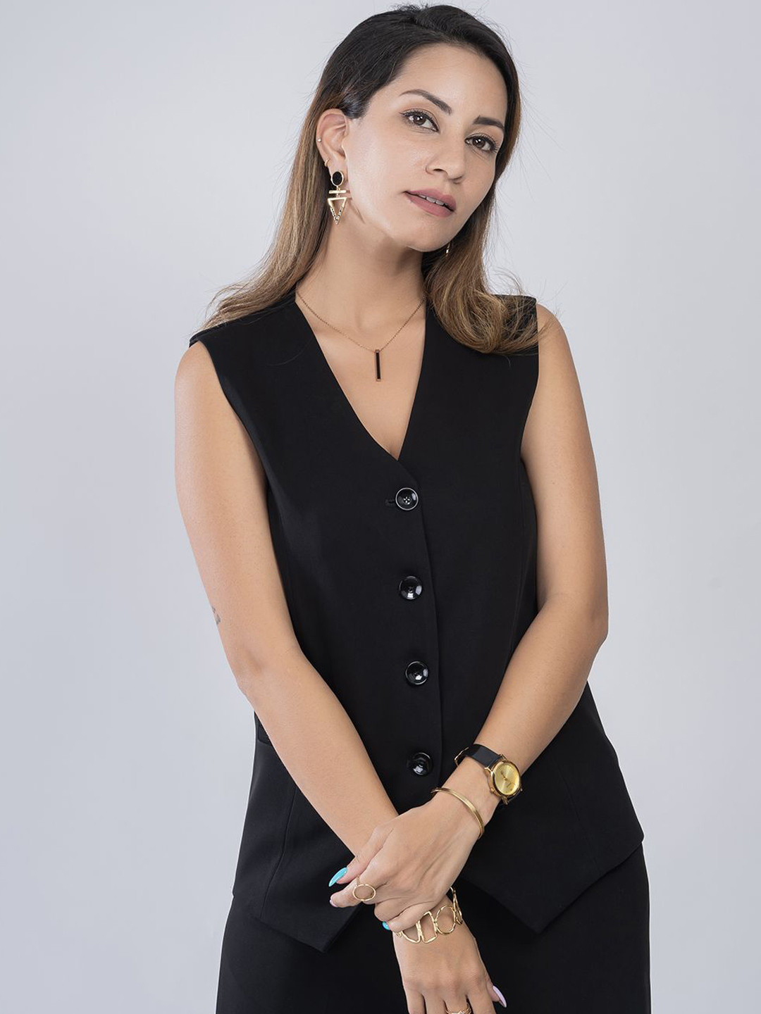 D'Almirah V-Neck Waistcoat