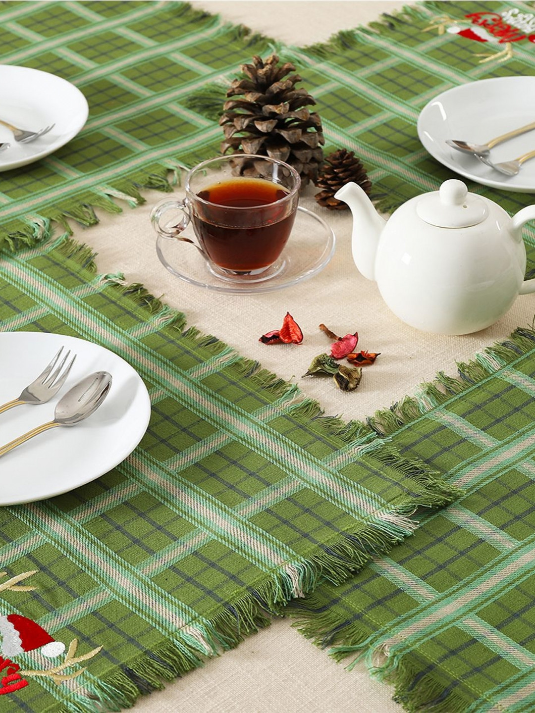 Ratan Cart 6-Pcs Green & White Printed Cotton Table Placemats