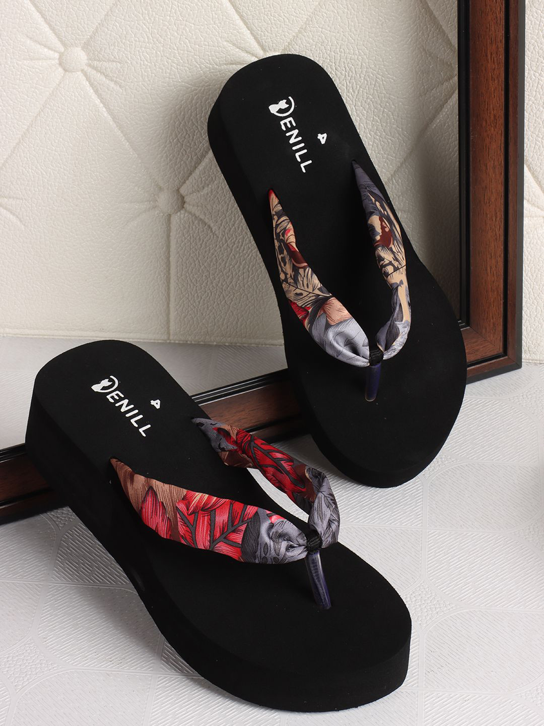 Denill Women Open Toe Flats