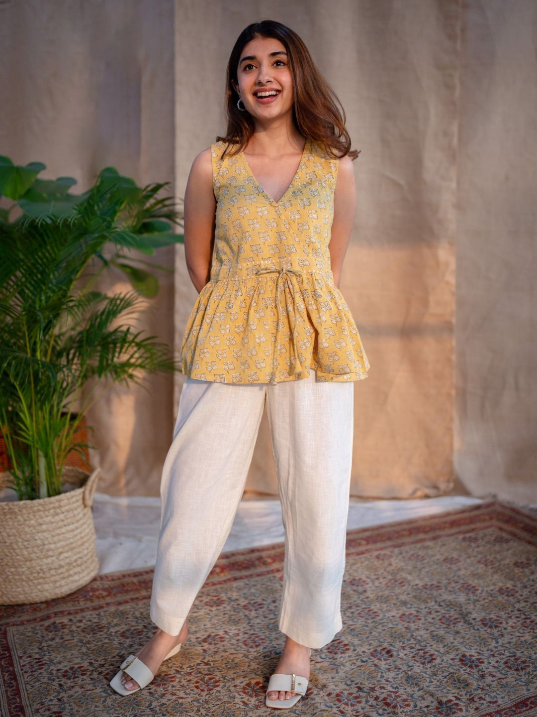 THE INDIAN ETHNIC CO Yellow A-Line Dabu Slub Cotton Short Top