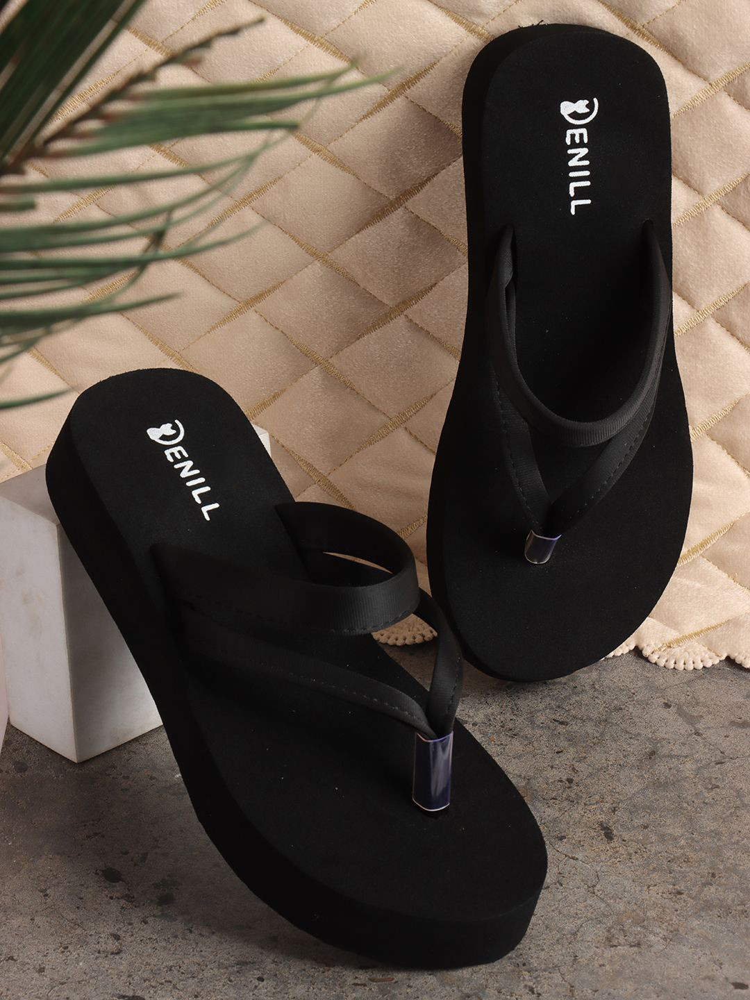 Denill Women Open Toe Flats