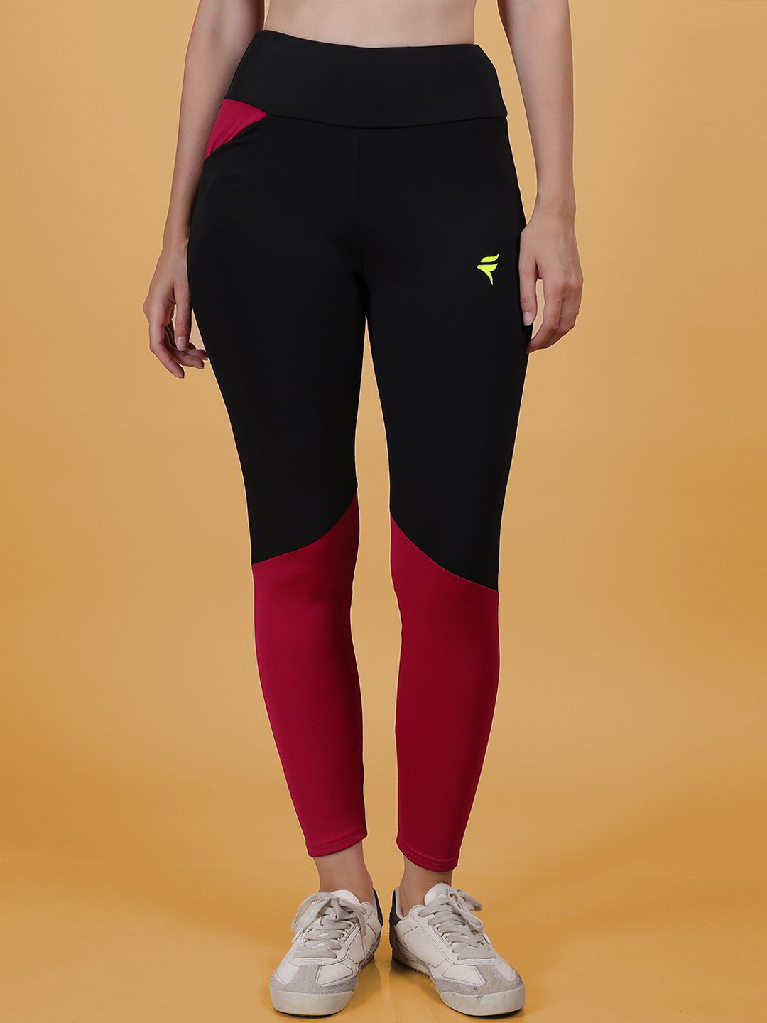 N-Gal Women Colourblocked Dry Fit Athletic Sports Ankle Length Tights