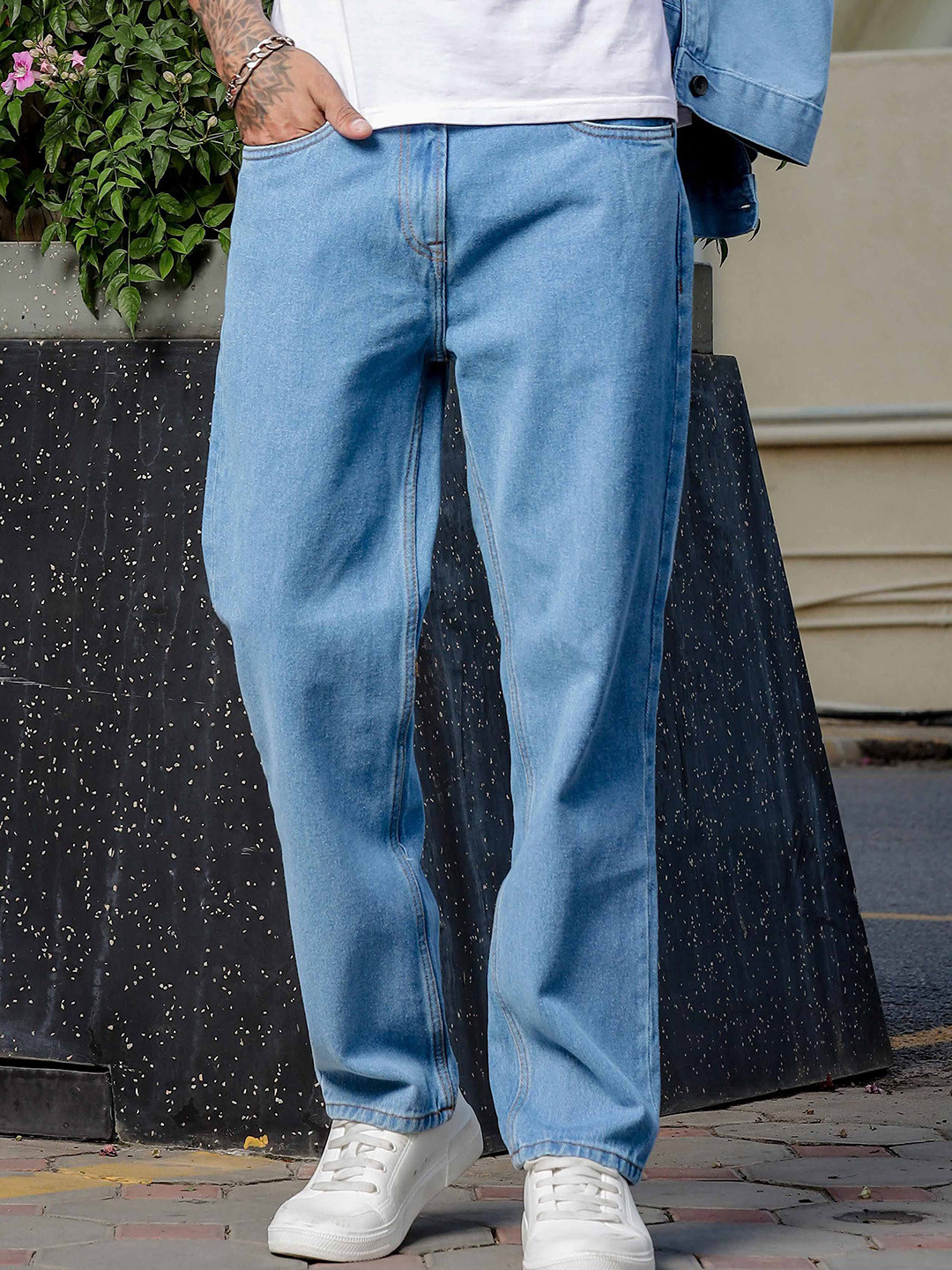 W.T.F - Witnessing True Fashion Men Smart Pure Cotton Relaxed Fit Mid-Rise Jeans