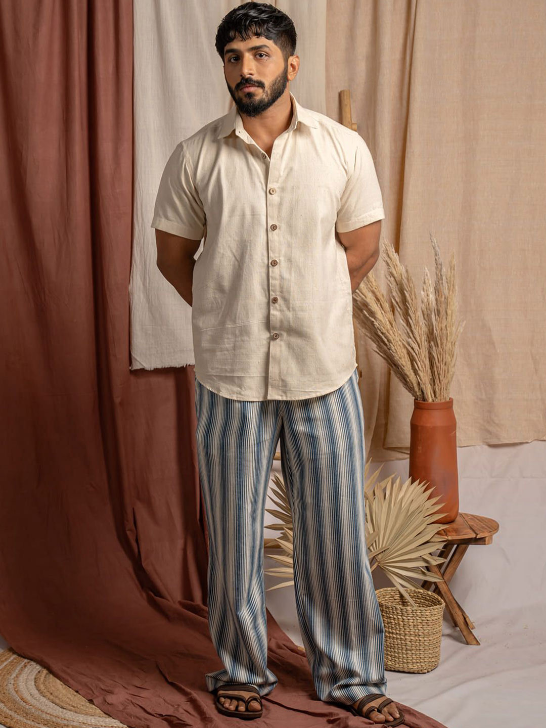 Weavers Stores Men Relaxed Straight Leg Straight Fit Trousers