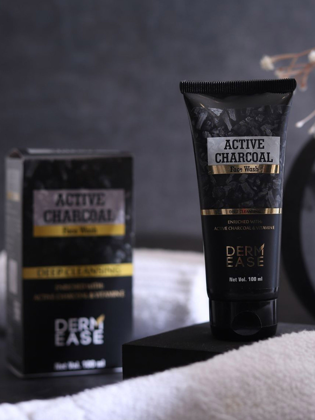 DERMEASE Active Charcoal Face Wash With Vitamin E - 100 ml