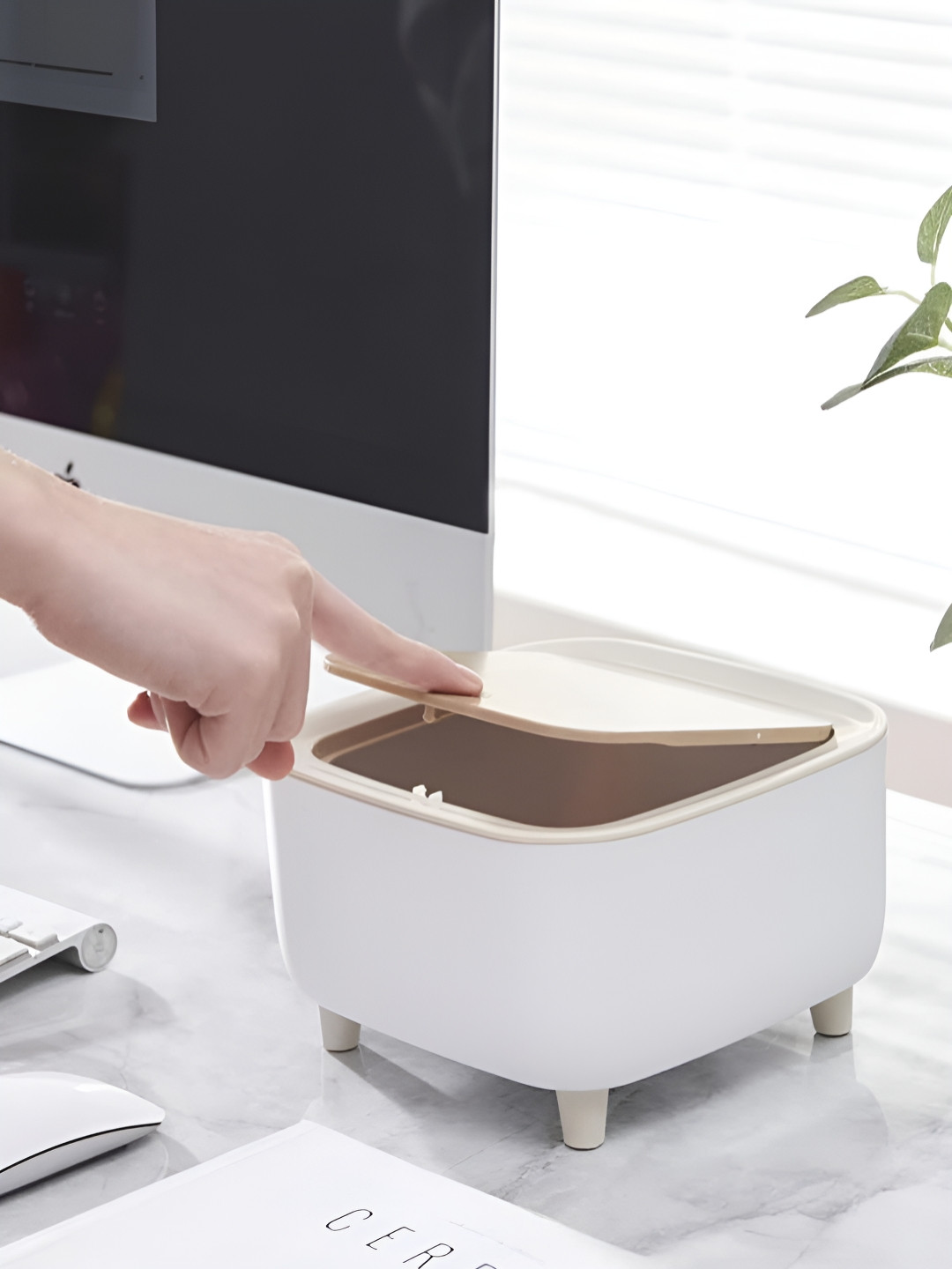 HOUSE OF QUIRK White Mini Desktop Trash Bin With Lid