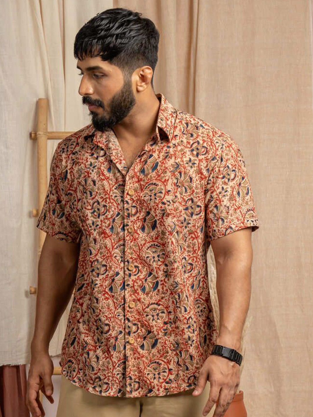 Weavers Stores Men Relaxed Floral Opaque Printed Casual Shirt