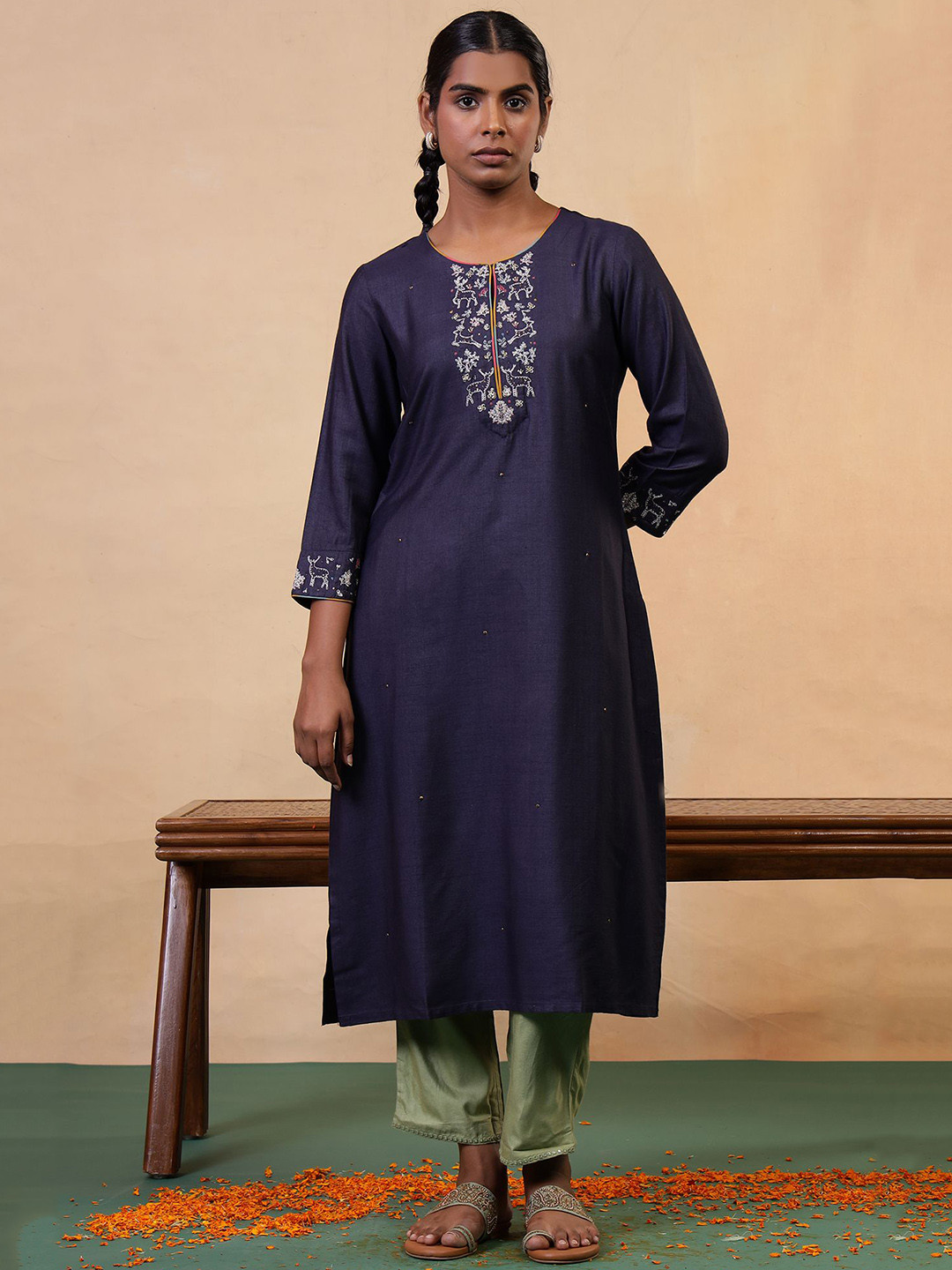 Folk Song Women Embellished Mirror Work Kurta