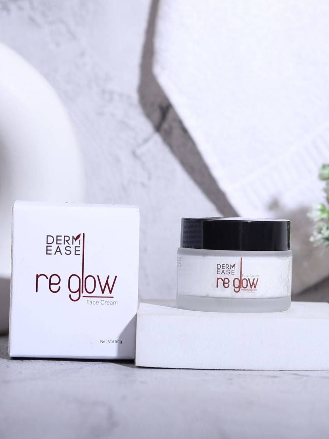 DERMEASE Re-Glow Face Cream - 50 g