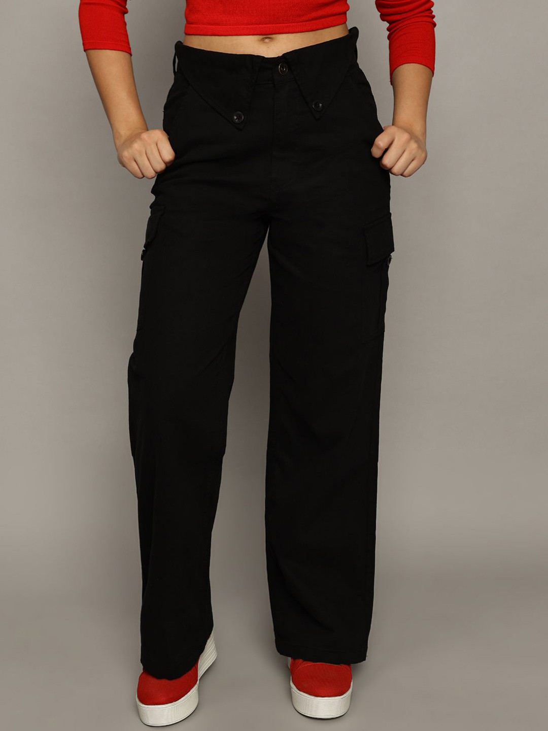 The Roadster Lifestyle Co Women Wide Leg Cargo Trousers