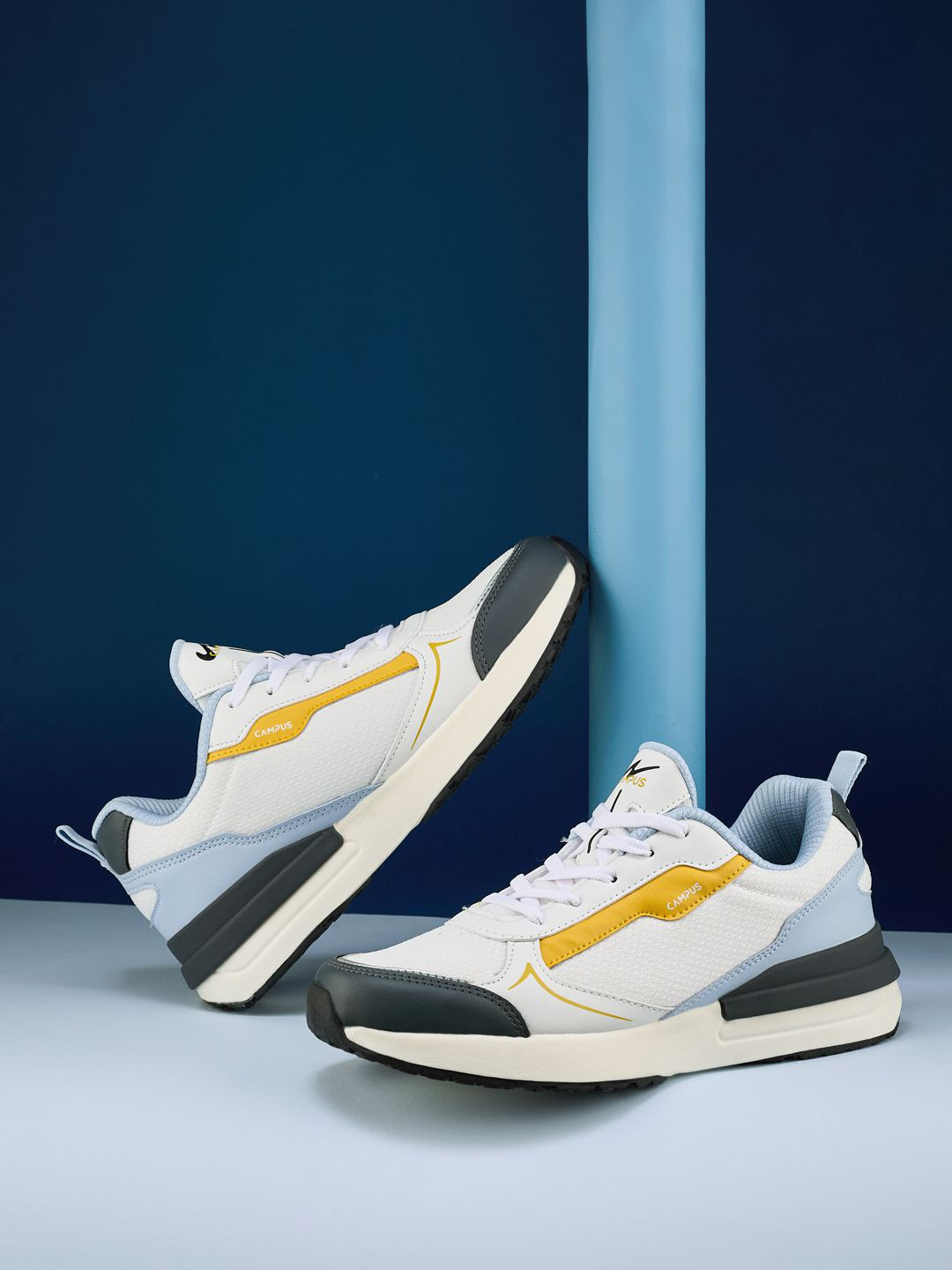 Campus Women RASSLE Colourblocked Sneakers