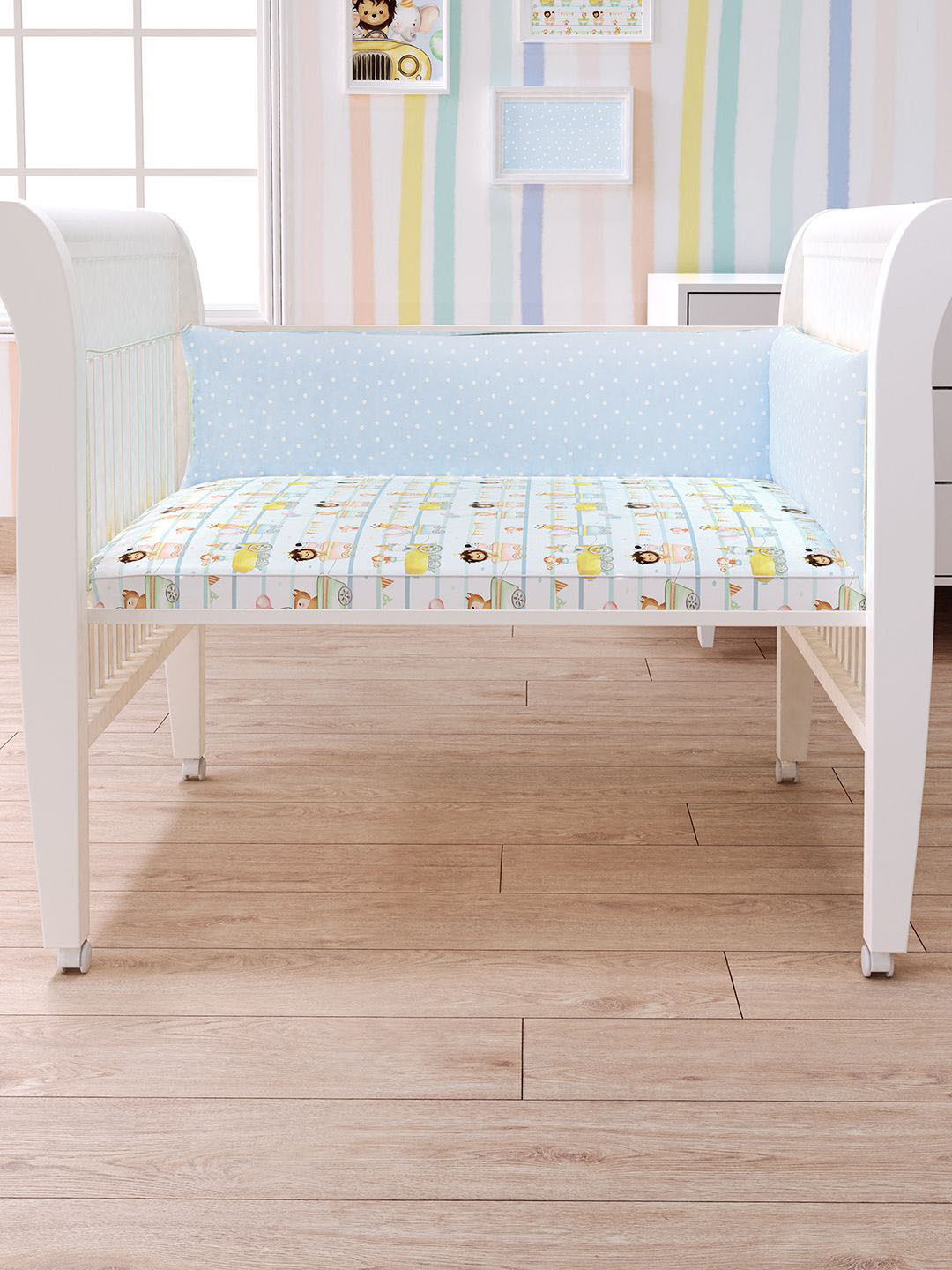 Fancy Fluff BoysBlue & White Printed Half Bumper