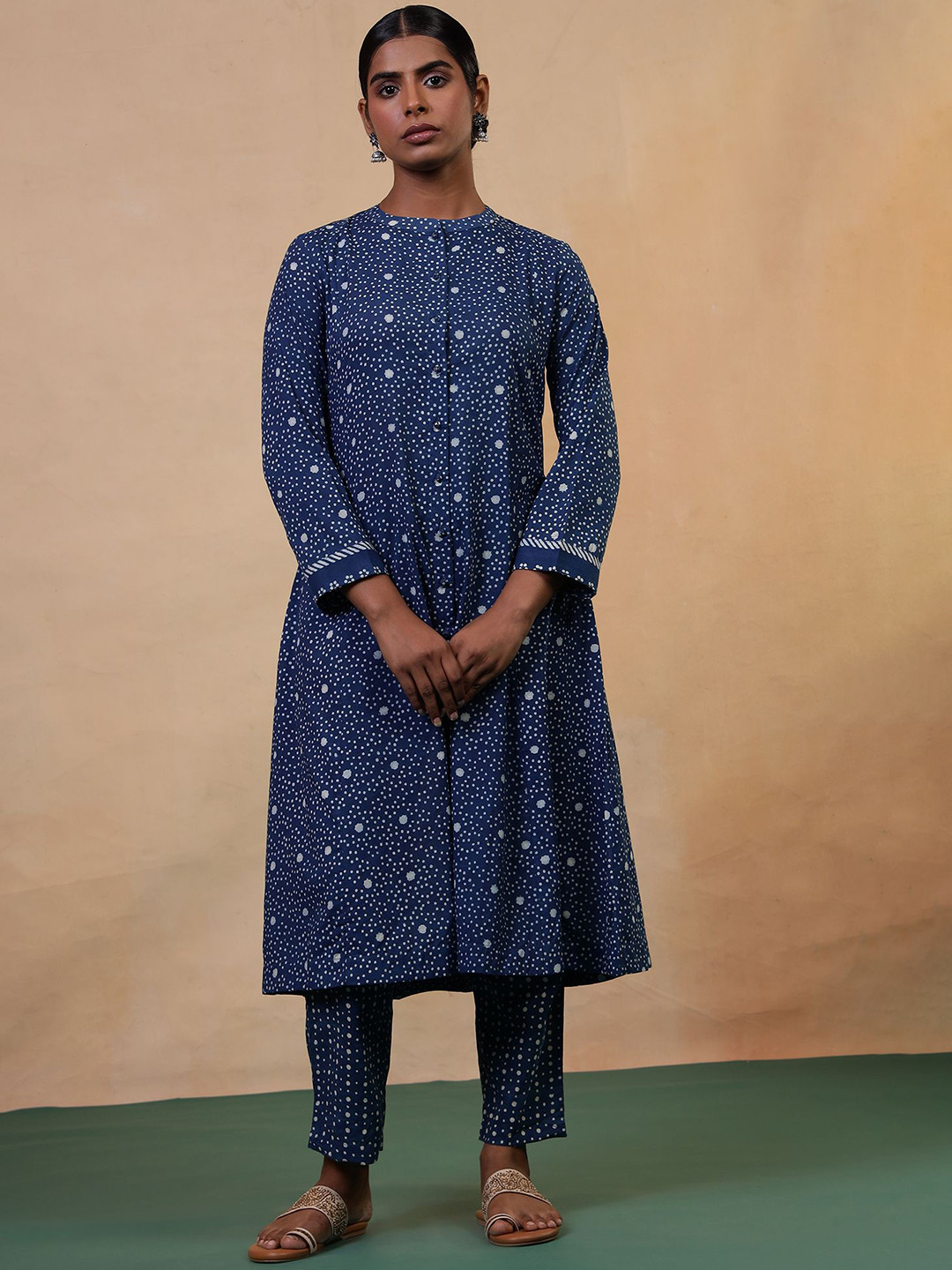 Folk Song Women Polka Dot Printed Indigo Kurta