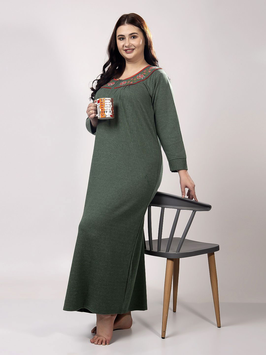 CHUI MUI Women Embroidered Thermal Maxi Nightdress