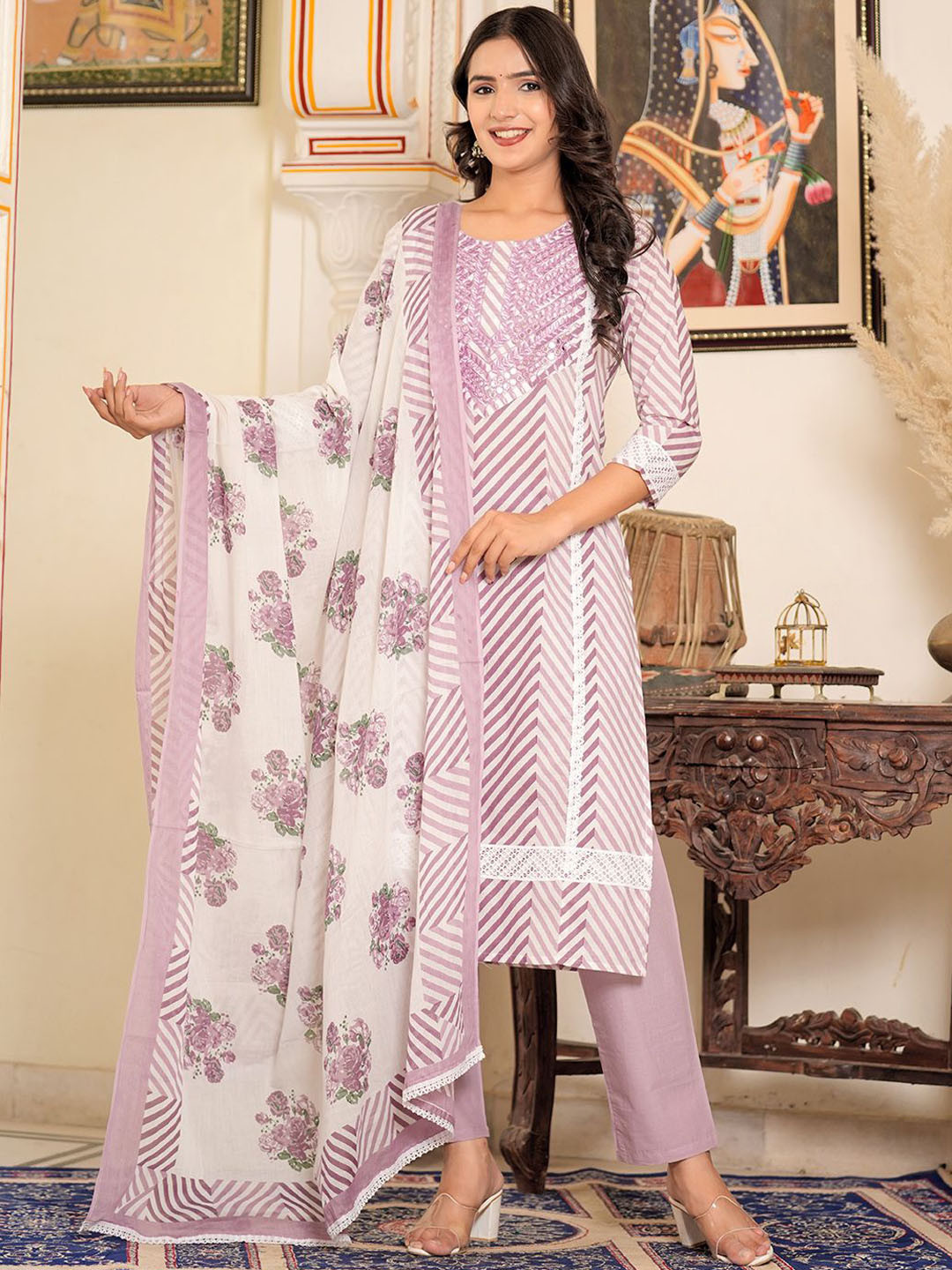 ERISHA Women Floral Embroidered Regular Beads and Stones Pure Cotton Kurta with Trousers & With Dupatta