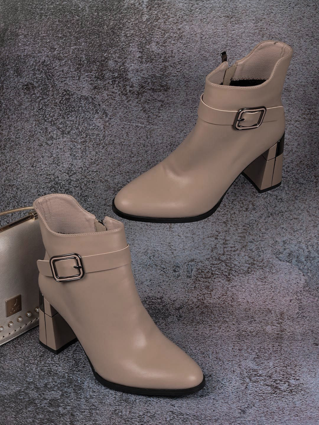 Ronnie Grey Women Heeled Zip-Up Boots