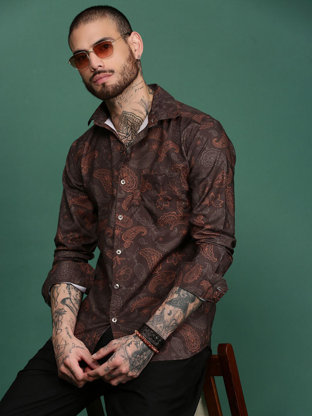 Sangria Floral & Paisley Printed Full Sleeved Causal Shirt