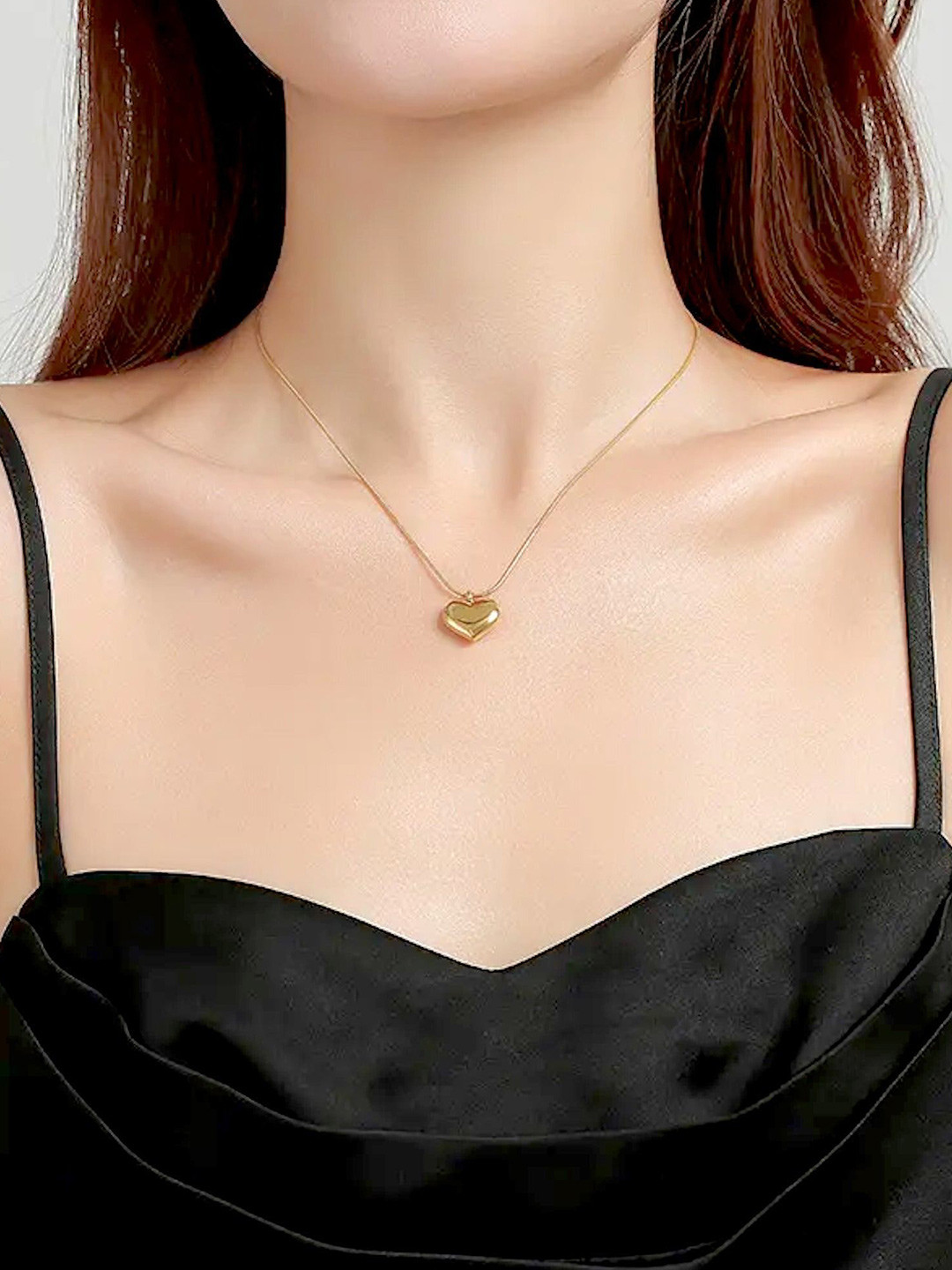 VIEN Gold-Plated Heart Shaped Pendants with Chains