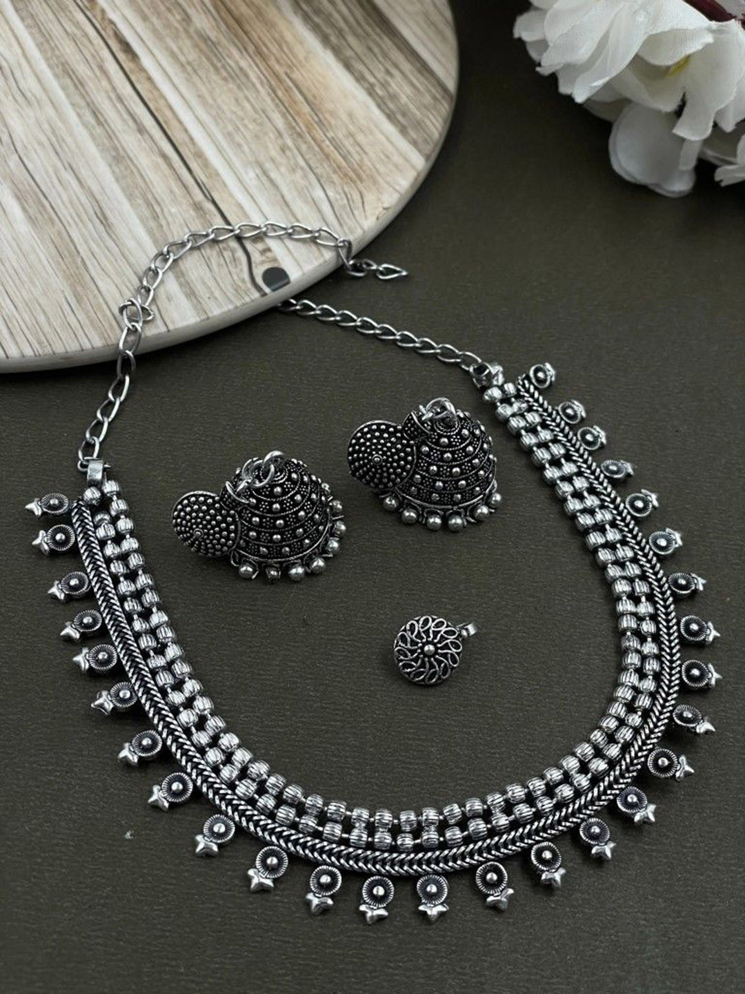 NAMAN ARTS Olivia Silver Plated Oxidised Jewellery Set