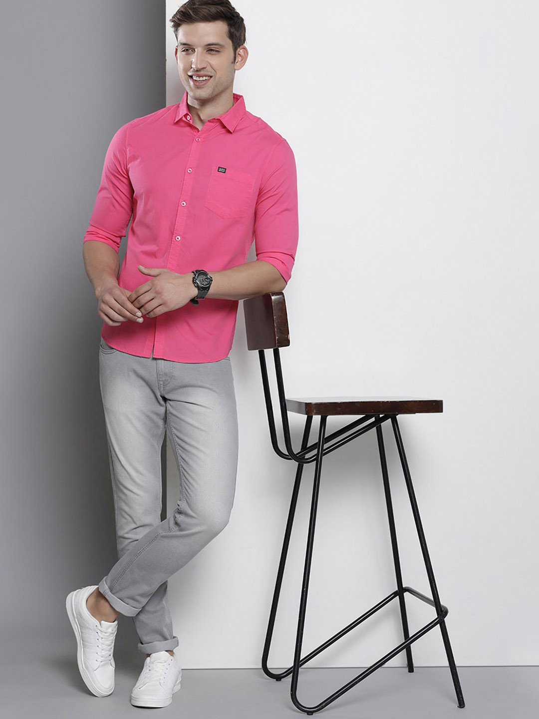 The Indian Garage Co Men Slim Fit Opaque Casual Shirt
